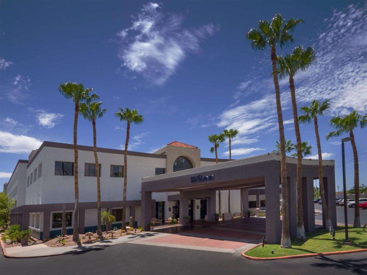 Hilton Phoenix Airport Bagian luar foto
