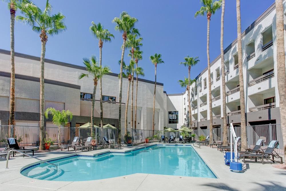 Hilton Phoenix Airport Bagian luar foto