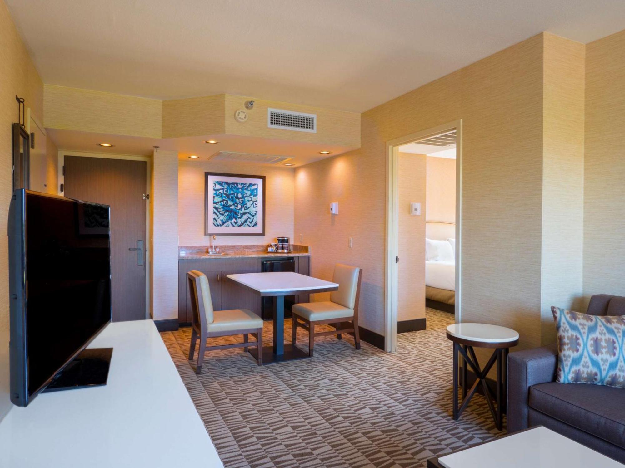 Hilton Phoenix Airport Bagian luar foto