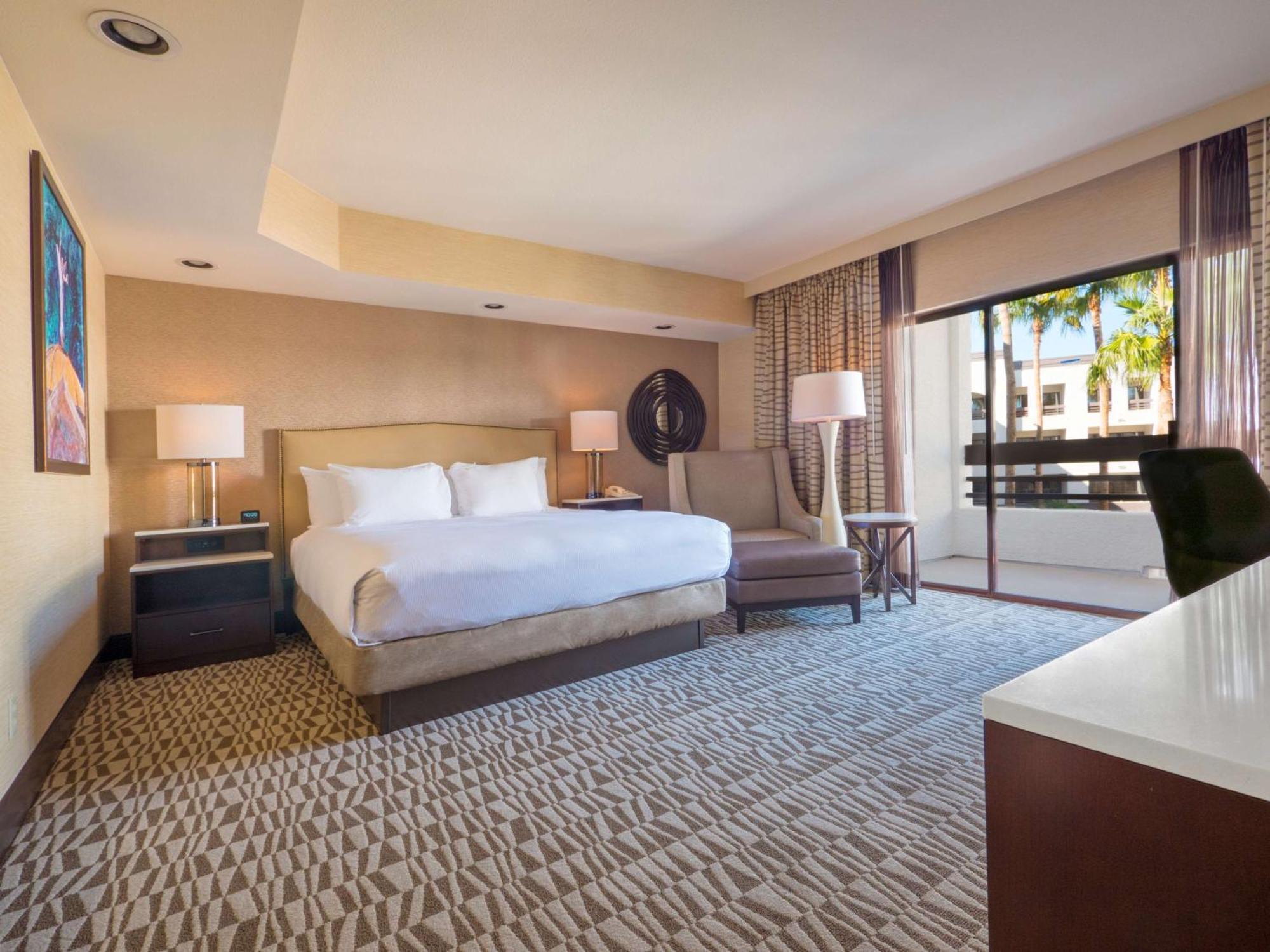 Hilton Phoenix Airport Bagian luar foto
